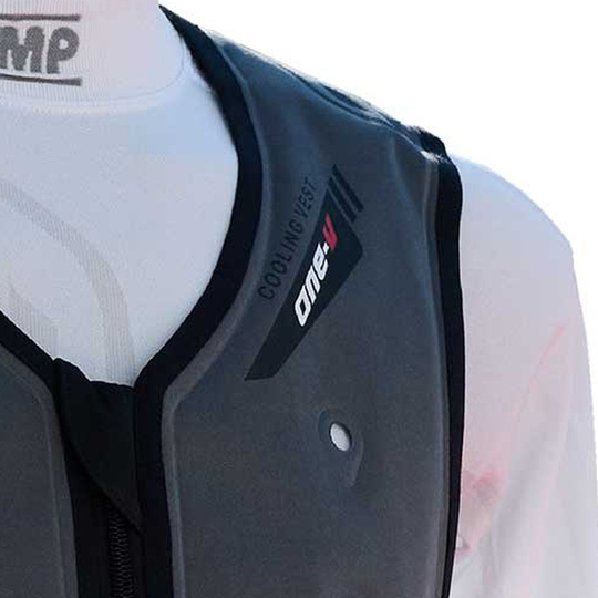 OMP One-V Cooling Vest